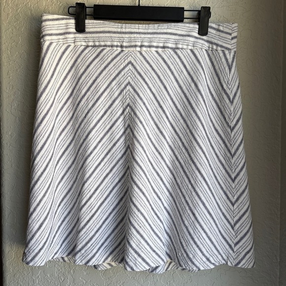 British Khaki Dresses & Skirts - Women M Chevron Striped Skirt White Navy Linen Blend A-Line Coastal Nautical